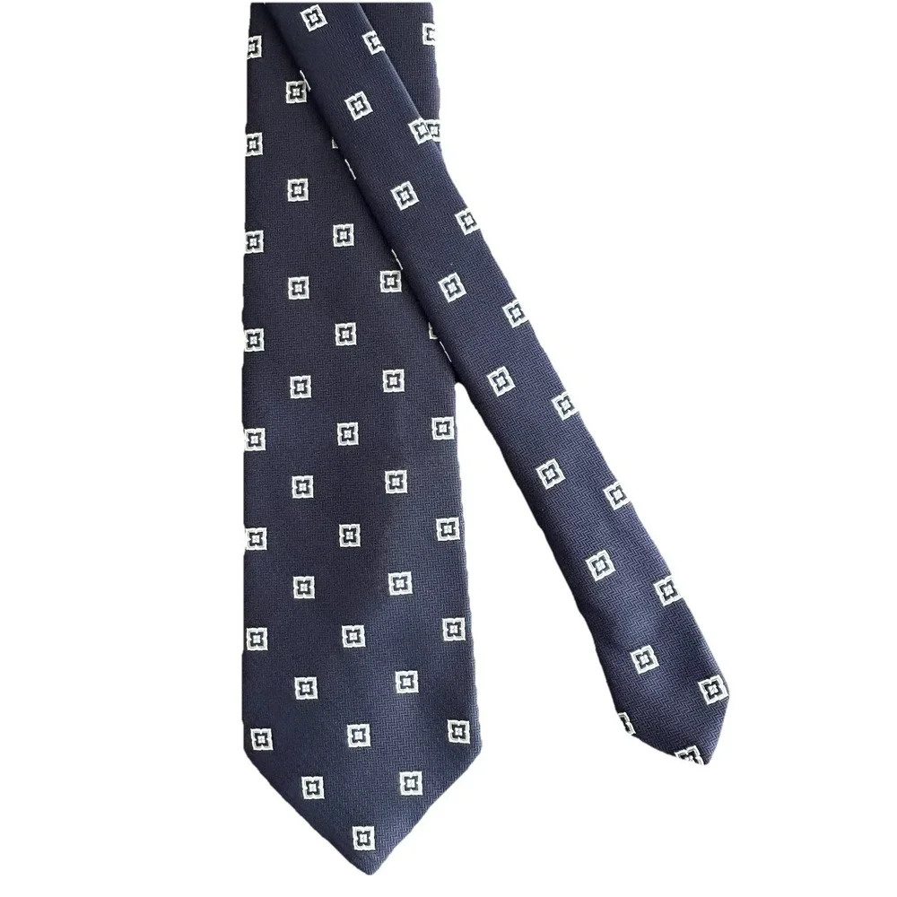 Brooks Brothers Tie Classic Deep Navy Stain-Resistant Silk 1990s Era‎ 3.5